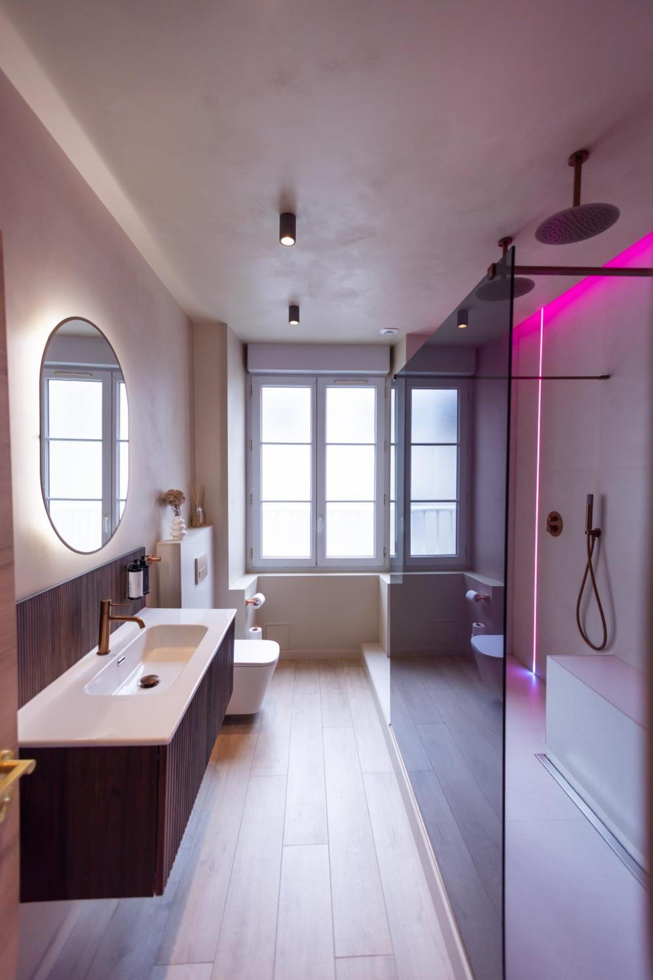 Harmony Room Suite Avec Balneo Angers Eksteriør bilde