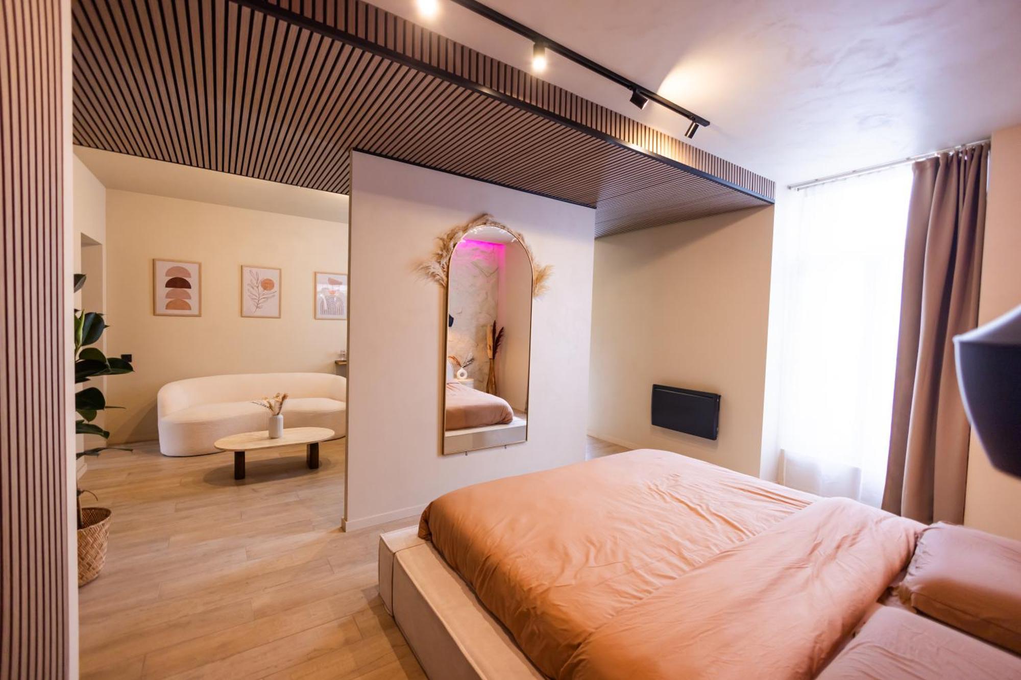 Harmony Room Suite Avec Balneo Angers Eksteriør bilde